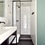 Sonder 907 Main