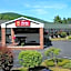 Clarion Inn & Suites At The Outlets Of Lake George