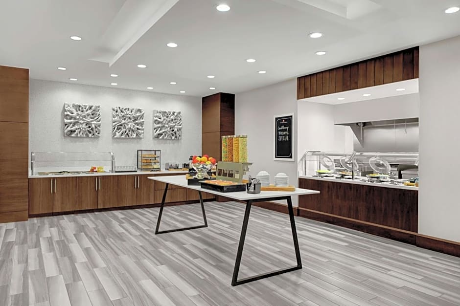 Hilton Garden Inn Charlotte Waverly