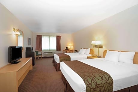 2 Double Beds, Deluxe Mobility Accessible Room, Non-Smoking