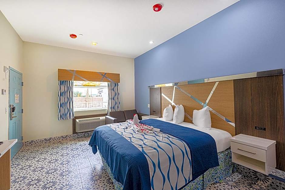 La Vyoma Villas, Westpark Hwy 6