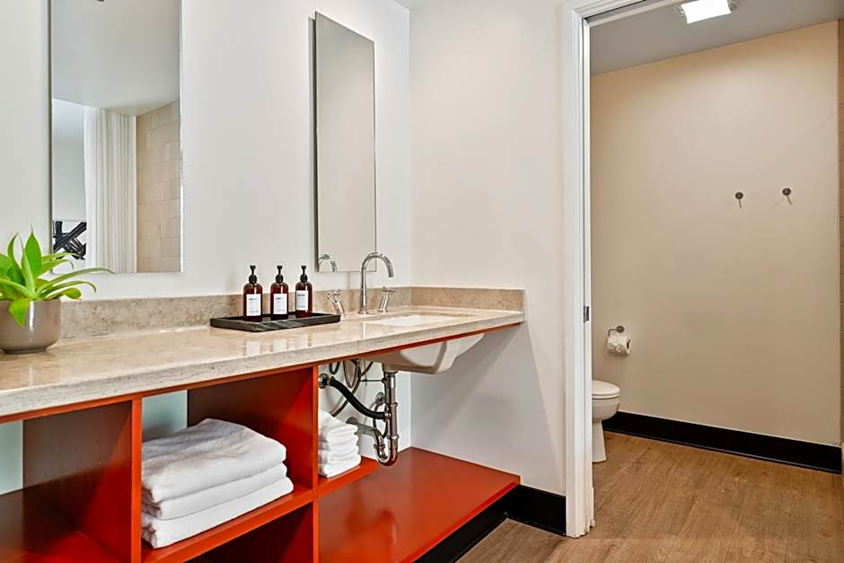 Hotel Casa 425 + Lounge, A Four Sisters Inn