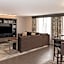 Sheraton Minneapolis West Hotel