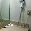 American Inn & Suites