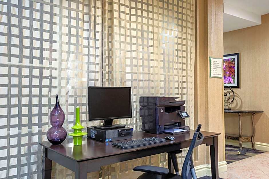 La Quinta Inn & Suites by Wyndham Fort Lauderdale Plantation