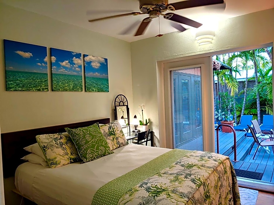 Suite Dreams Inn by the Beach