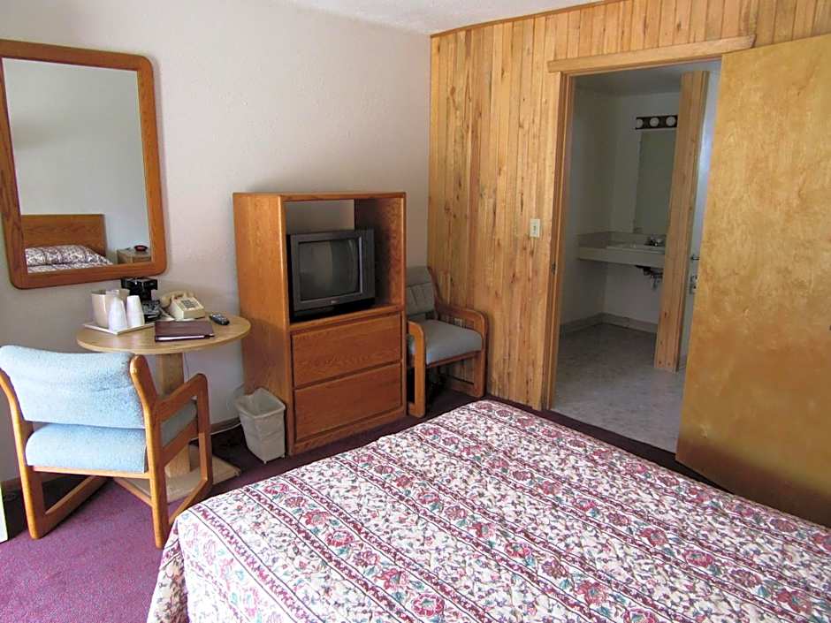 Travelers Lodge