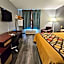 Super 8 by Wyndham Cloverdale IN