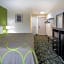 Super 8 by Wyndham Wooster