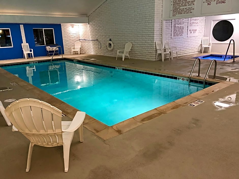 FairBridge Inn, Suites & Outlaw Conference Center  Kalispell