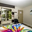 All-New, Private, Huge TV, Heated Pool, Tiki Bar