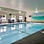 Hotel Iron Mountain Inn & Suites