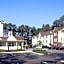 Residences at Tewksbury