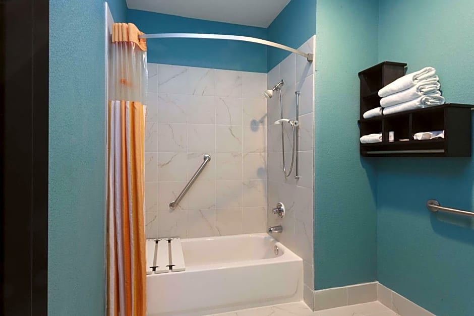 La Quinta by Wyndham Knoxville East