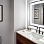 Cumberland House Knoxville, Tapestry Collection by Hilton
