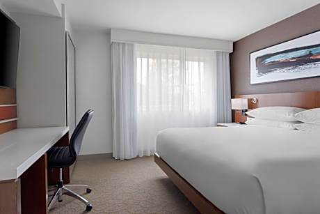 Suite with Whirlpool