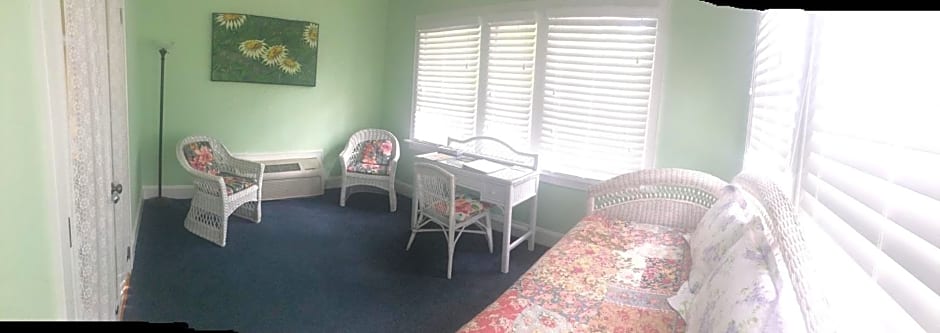 Amsterdam's Curry Mansion Inn