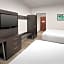 Holiday Inn Express Knoxville-Strawberry Plains, an IHG Hotel