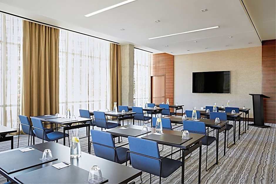 AC Hotel by Marriott Phoenix Tempe/Downtown