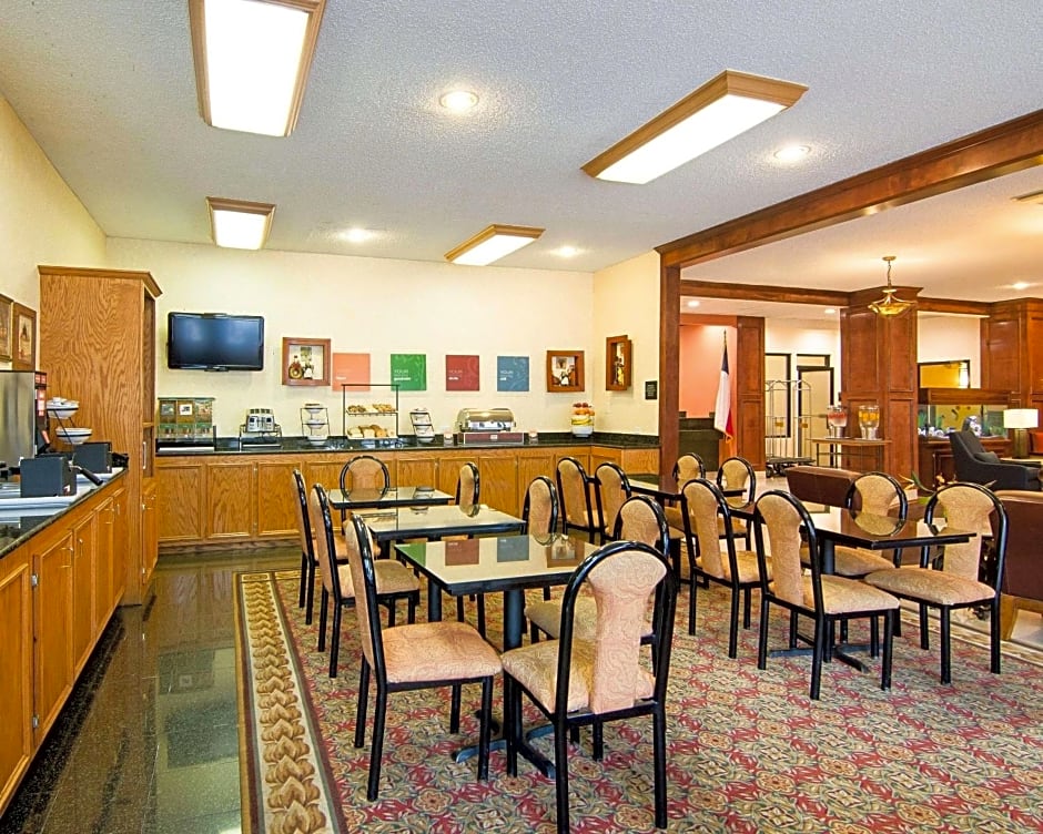 Comfort Inn & Suites I10 - Mason Road