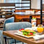 Cambria Hotel New Haven University Area