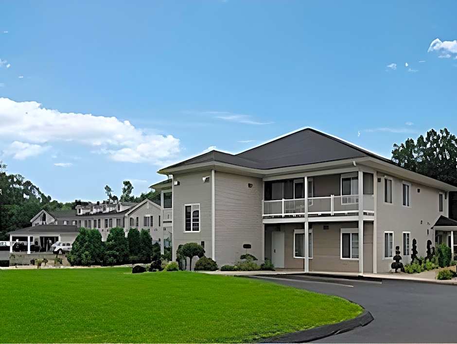 Tower Inn and Suites of Guilford / Madison