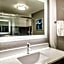 La Quinta Inn & Suites by Wyndham Lake Mary
