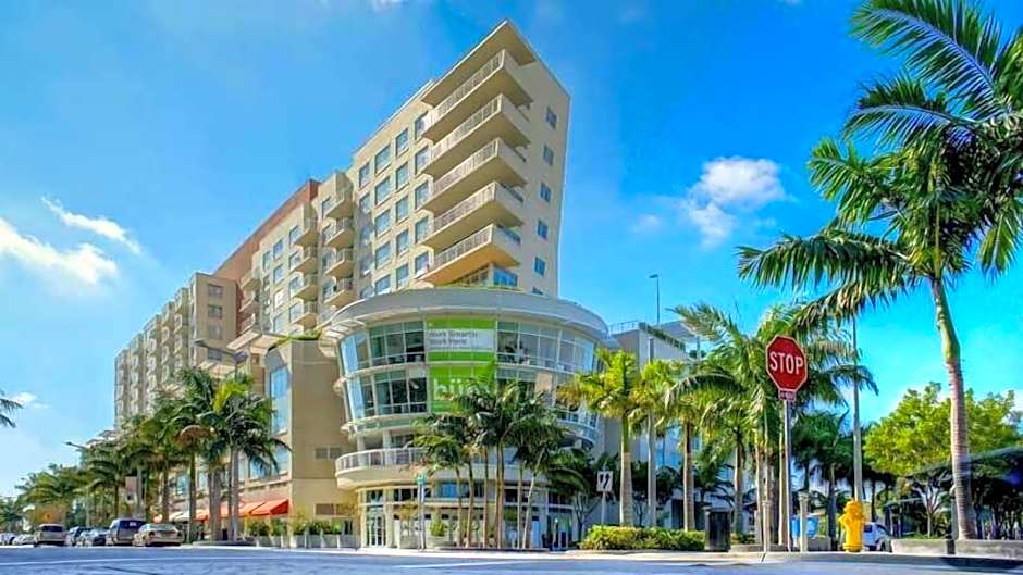 Wonderful 1 bedroom condo in Midtown.