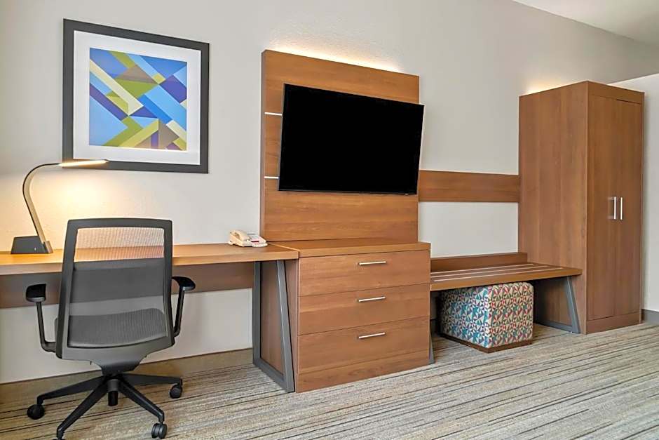 Holiday Inn Express Hotel & Suites Marion