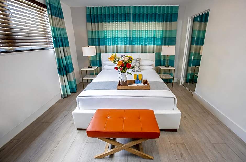 Waterside Hotel and Suites