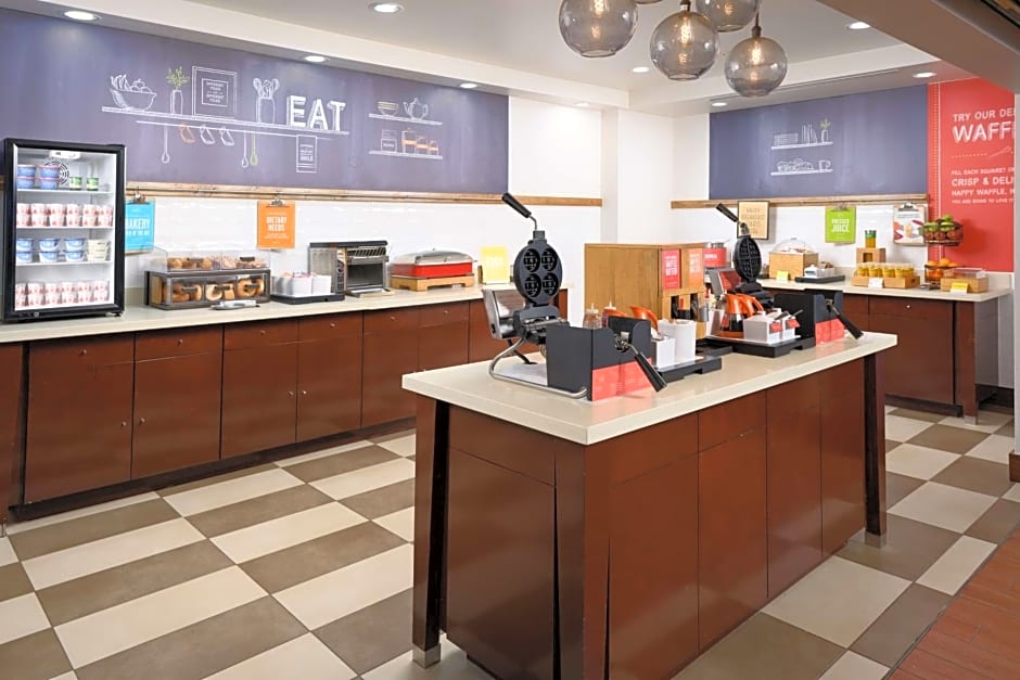 Hampton Inn By Hilton Kimball