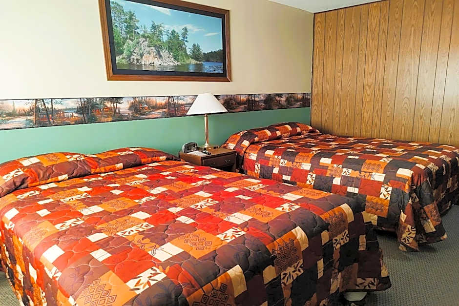 Love Hotels Voyageur by OYO at International Falls MN