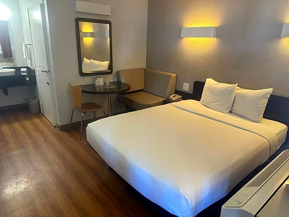 Motel 6 Ventura South