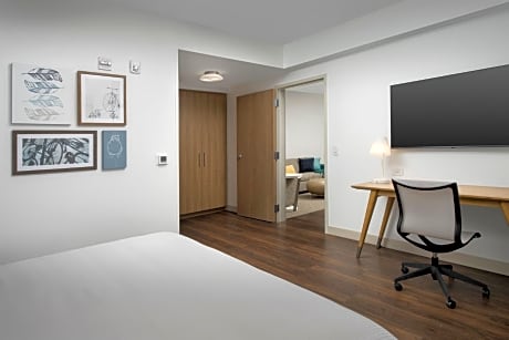 Studio Commons, 4 Bedroom Suite, Balcony