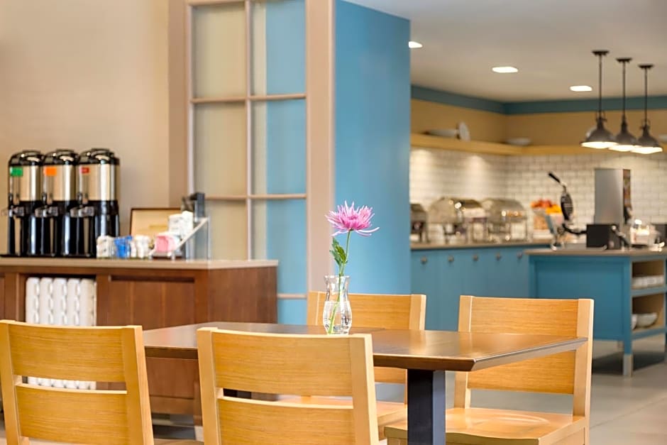 Country Inn & Suites by Radisson, Seattle-Tacoma International Airport, WA