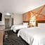 La Quinta Inn & Suites by Wyndham Waco Downtown - Baylor