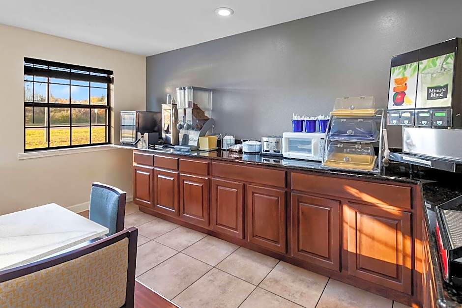 Days Inn by Wyndham Brownsville