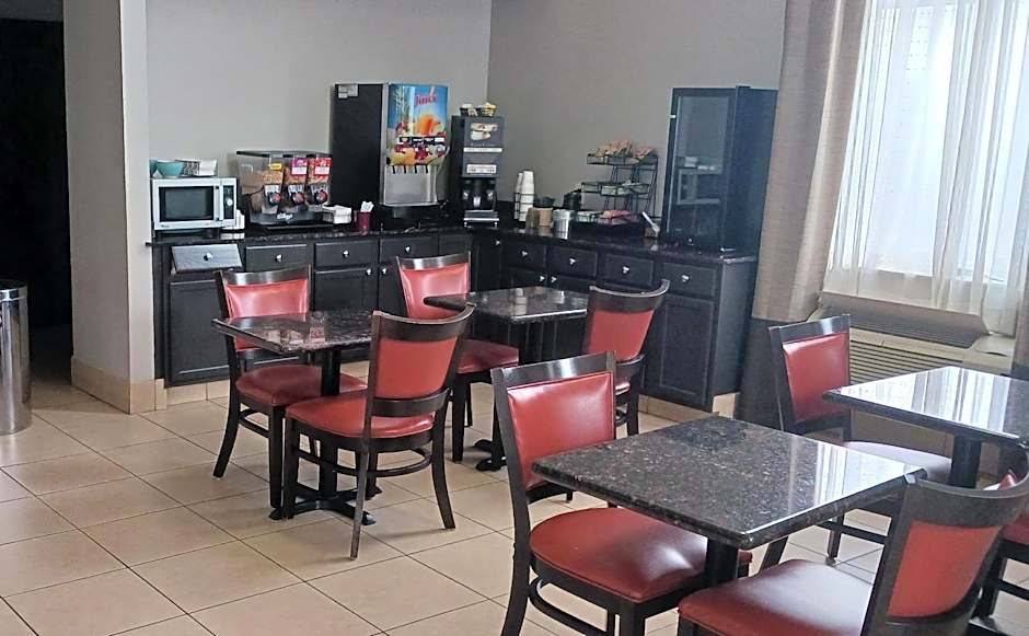 Red Roof Inn & Suites Jackson - Richland