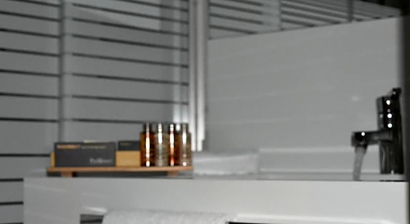ParkTower Suites