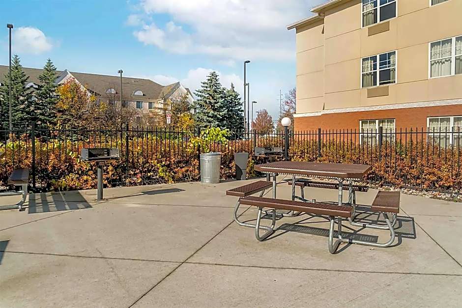 Baymont by Wyndham Auburn Hills South