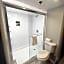 Mountain Vista Inn & Suites - Near the Island inPigeon Forge