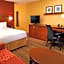 Courtyard by Marriott Louisville East
