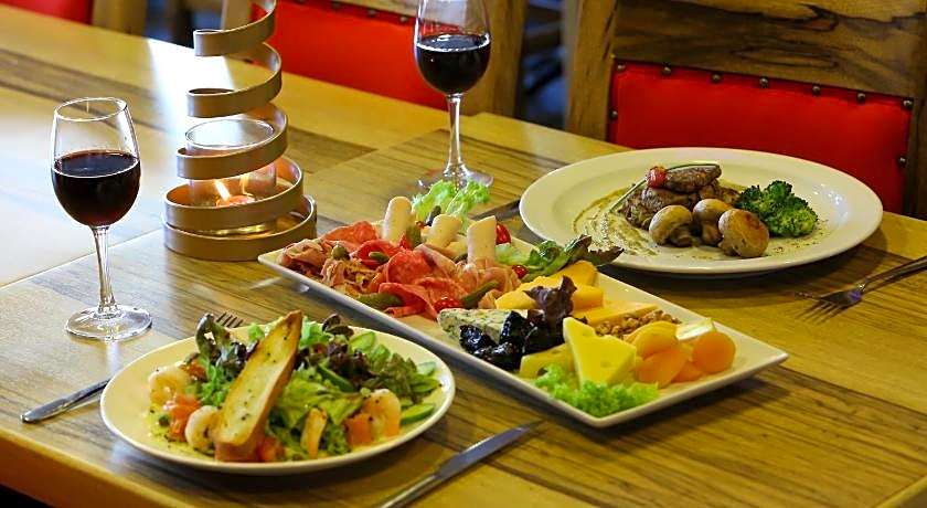 Jounieh Suites