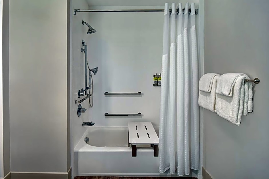 Holiday Inn Express & Suites - Galveston Beach