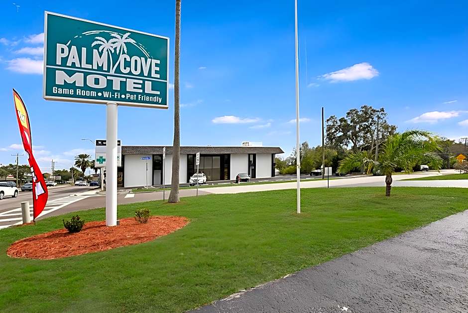 Palm Cove Motel