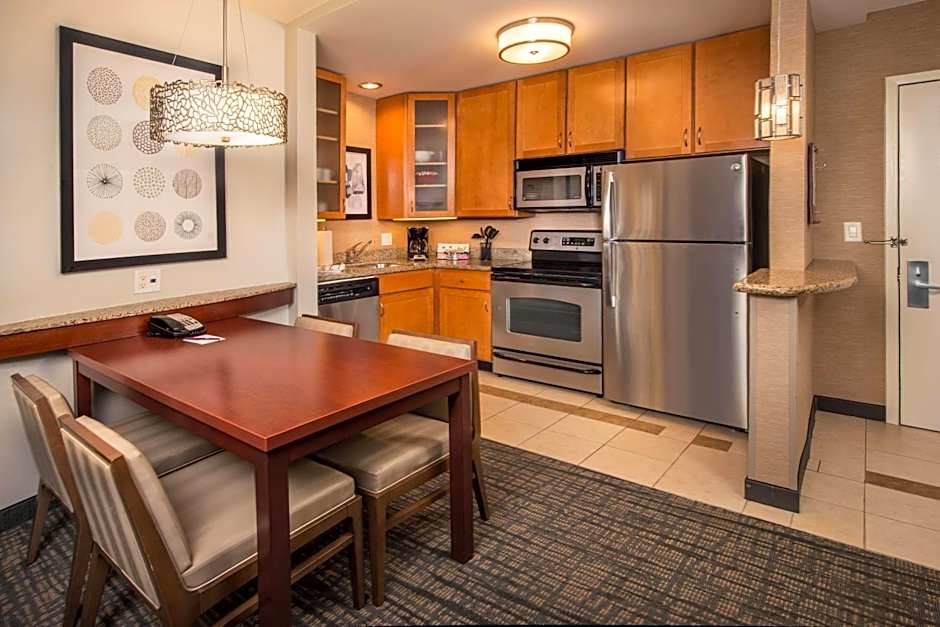Residence Inn by Marriott Dulles Airport At Dulles 28 Centre