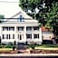 Sturbridge Country Inn