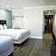 Days Inn by Wyndham West Covina