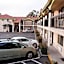Bayhill Inn