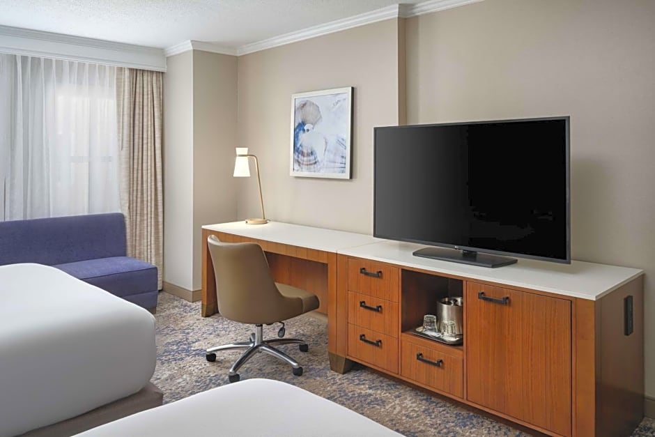 Hilton New Orleans Riverside